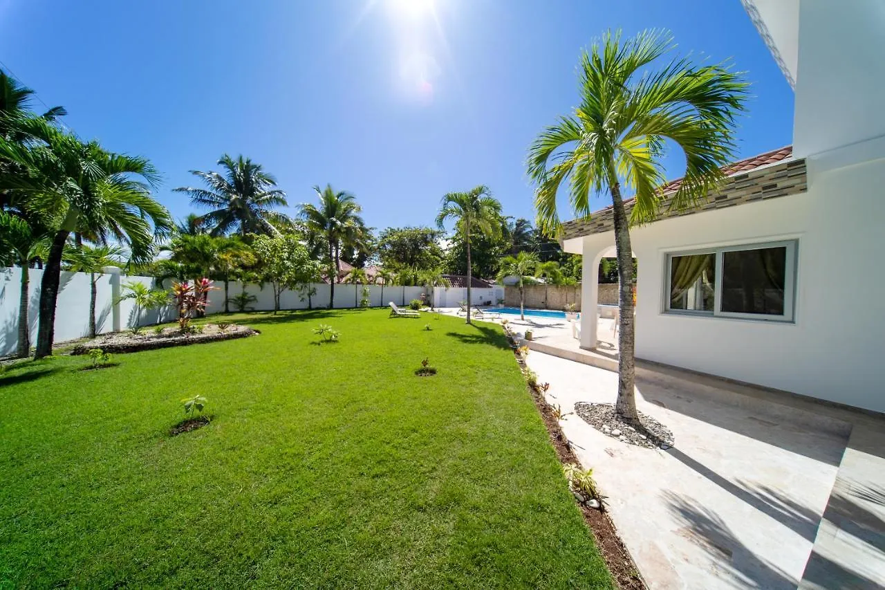 Casa Blanca - White House Apartment Cabarete